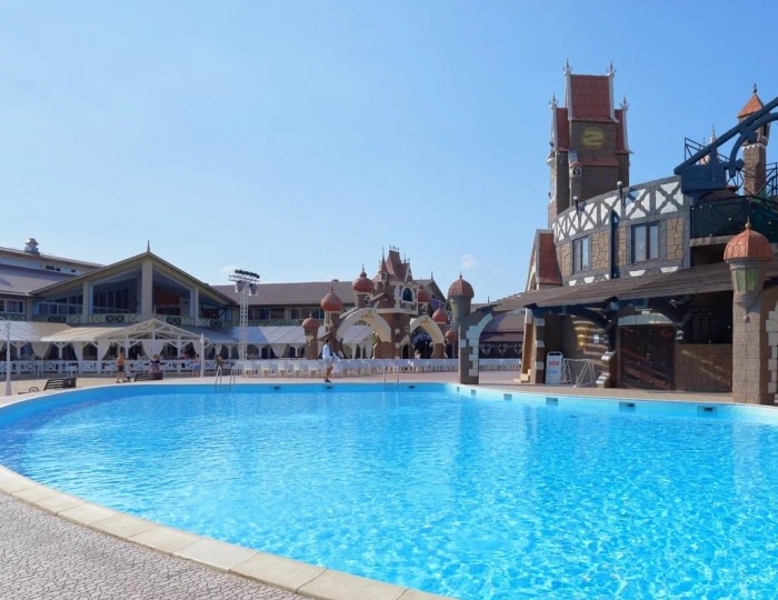 Внешний вид и территория - Отель Resort & Spa Doville 5* / СПА отель Довиль 5*