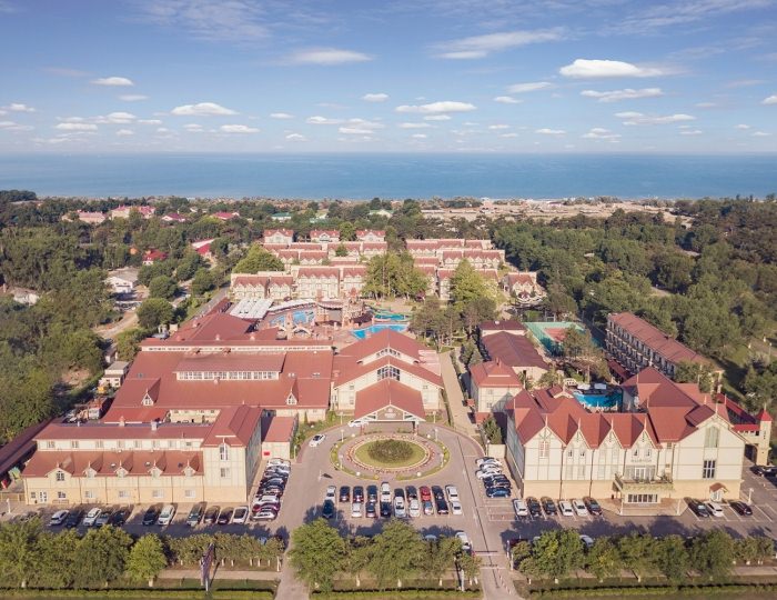 Внешний вид и территория - Отель Resort & Spa Doville 5* / СПА отель Довиль 5*