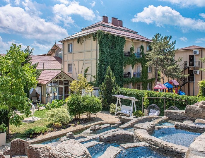 Внешний вид и территория - Отель Resort & Spa Doville 5* / СПА отель Довиль 5*