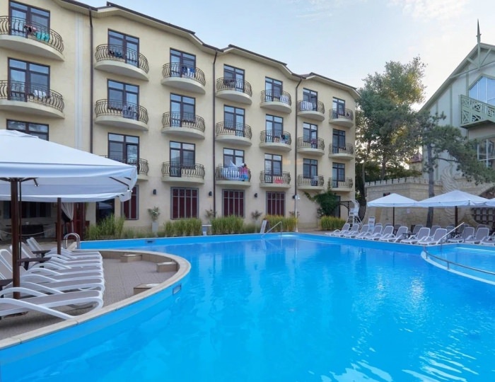 Внешний вид и территория - Отель Resort & Spa Doville 5* / СПА отель Довиль 5*