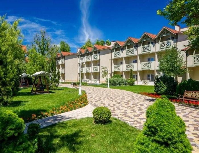 Внешний вид и территория - Отель Resort & Spa Doville 5* / СПА отель Довиль 5*
