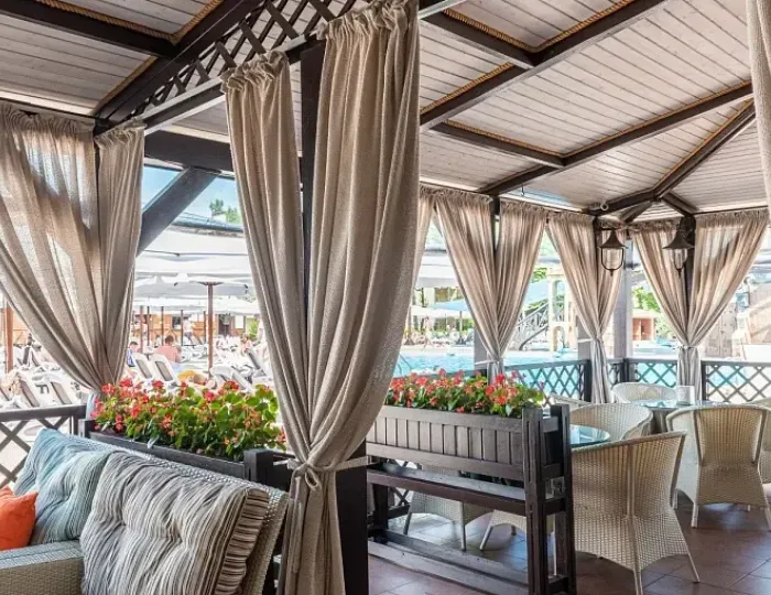 Снек-бар Bon appetit - Alean Family Doville