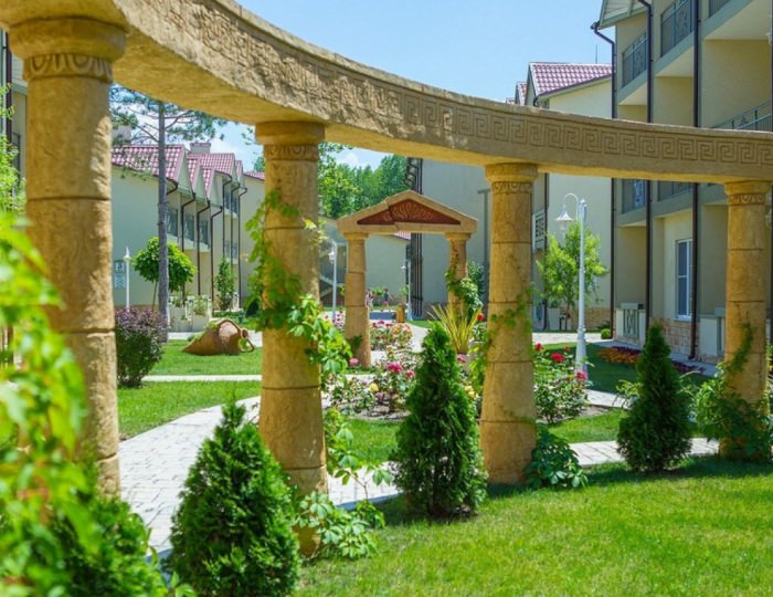 Внешний вид и территория - Отель Resort & Spa Doville 5* / СПА отель Довиль 5*