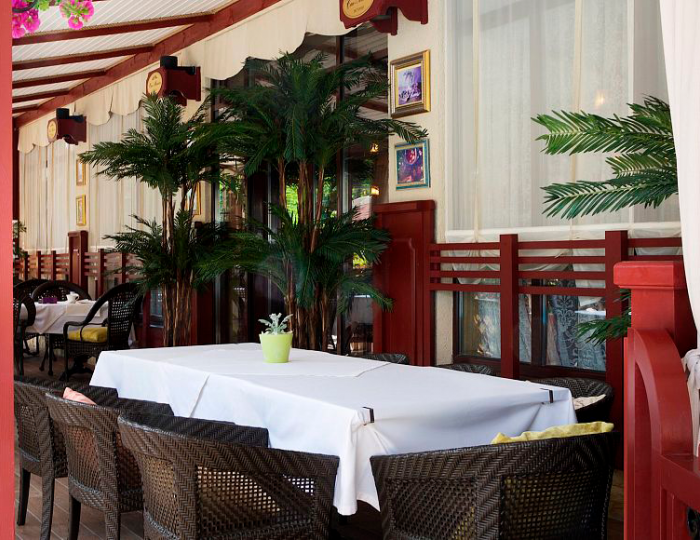 Ресторан Saint Michel - Отель Resort & Spa Doville 5* / СПА отель Довиль 5*