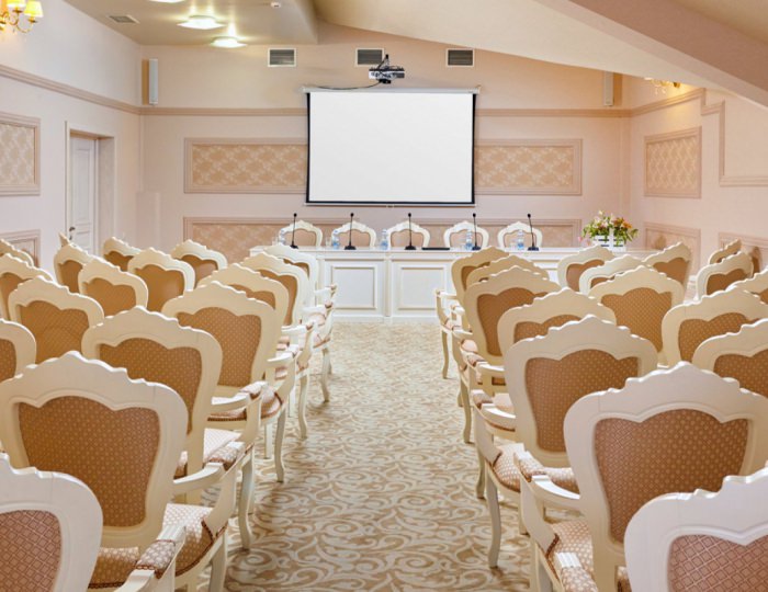 Большой конференц-зал - Отель Resort & Spa Doville 5* / СПА отель Довиль 5*