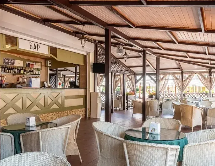 Снек-бар Bon appetit - Alean Family Doville